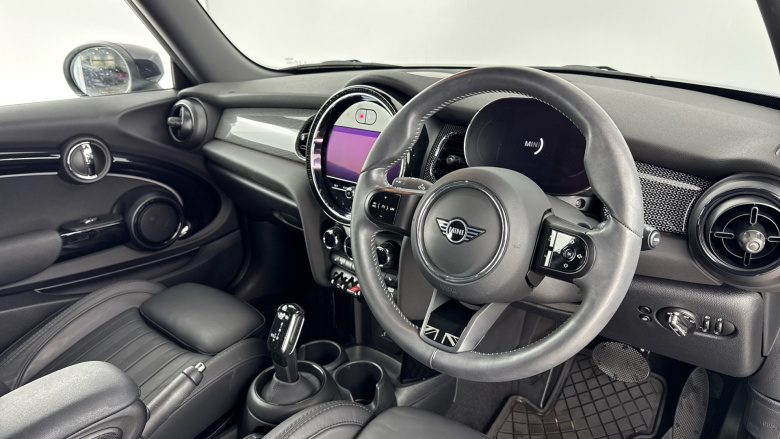 MINI Hatchback 1.5 Cooper Exclusive 3dr Auto Petrol Hatchback